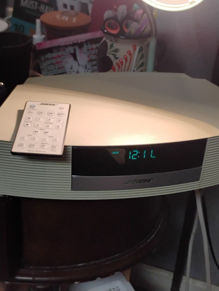 Bose Sound System White