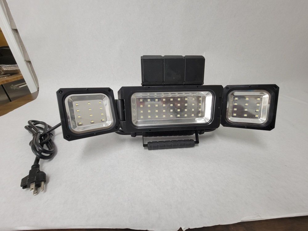 Winplus 2100 Lumens LED Panel Folding Work Light w/ AC USB Power Strip Mountable