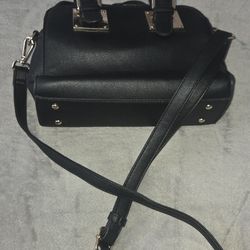 BLACK SHOULDER BAG PURSE