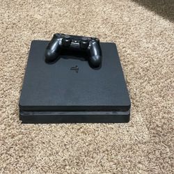 PS4 With game included 