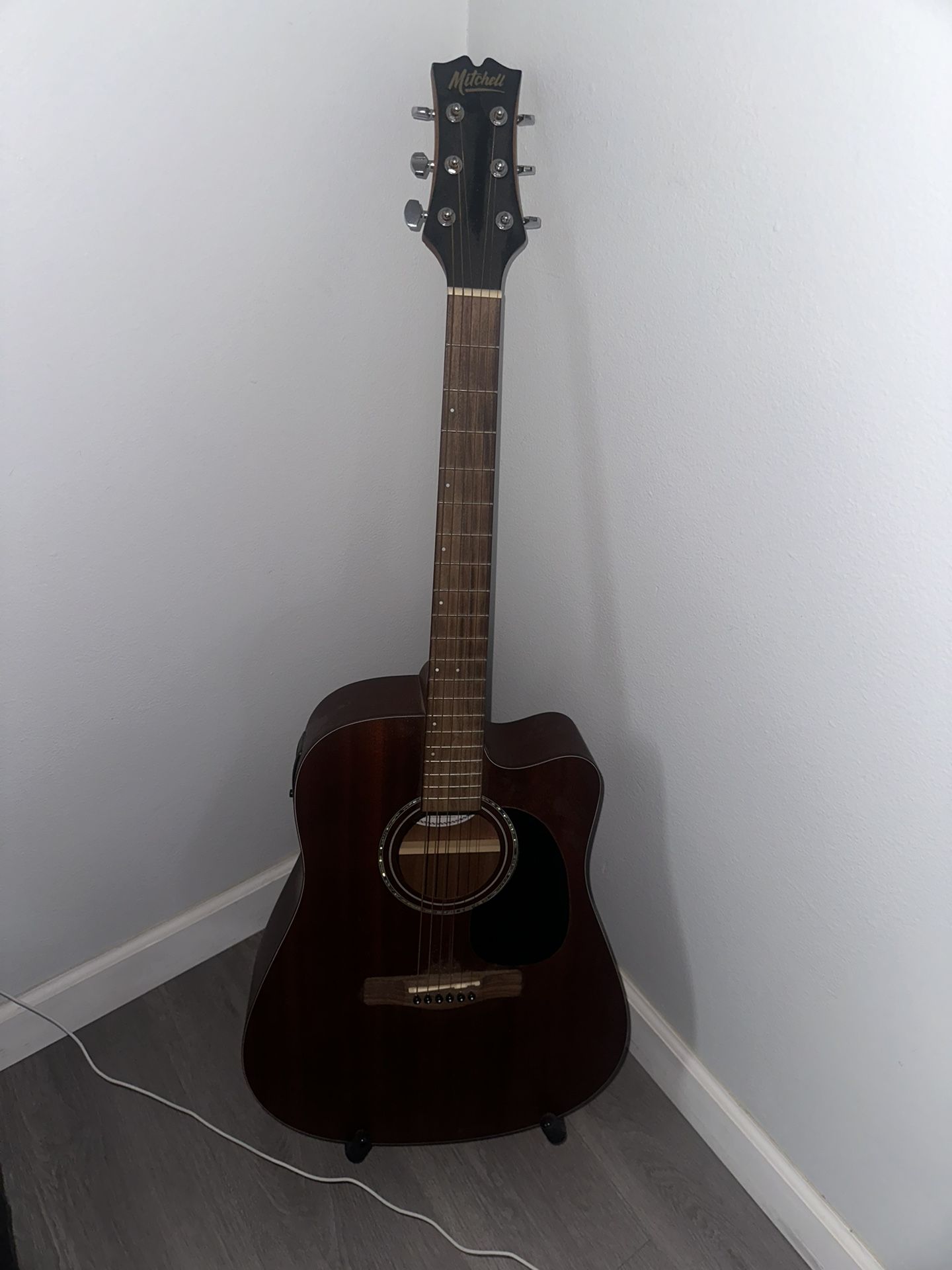 Mitchell T231CE Acoustic Electric Guitar With Stand And Case