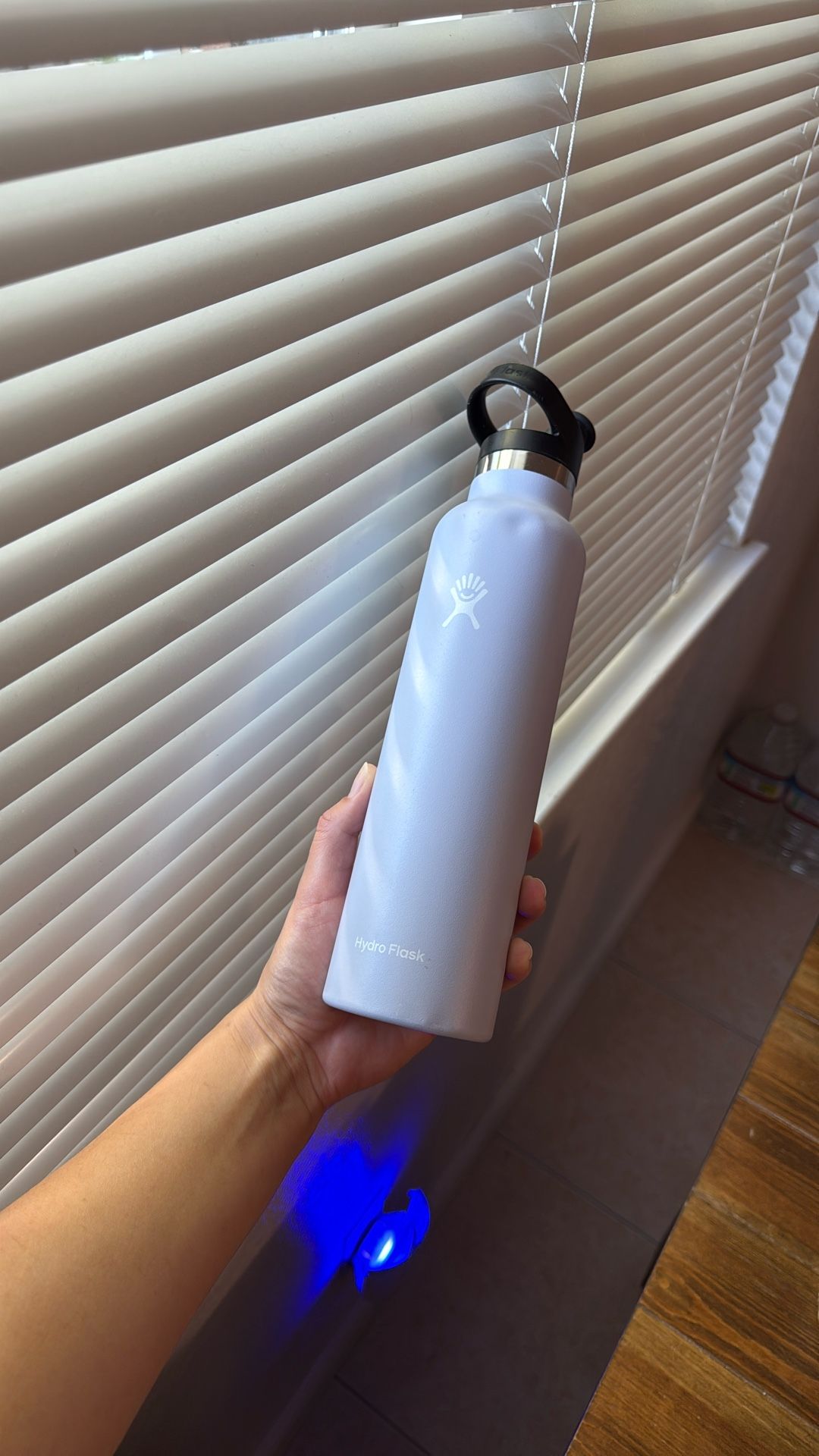 24 OZ Hydroflask Water Bottle