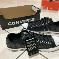 Converse Chuck Taylor Black size9.5