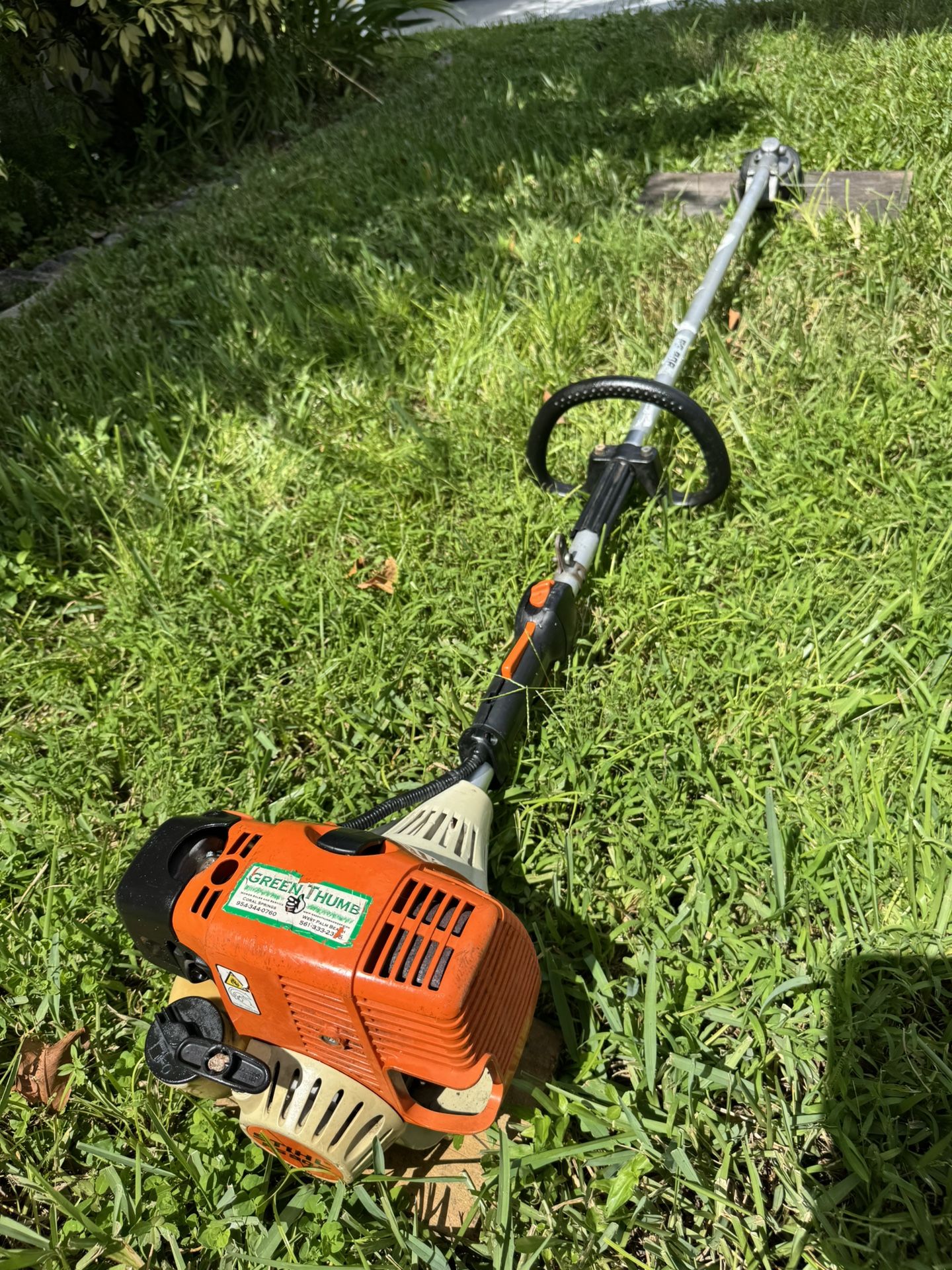 STIHL FS-90 R GRAS TRIMER. NEW CARBURETOR AND AIR FILTER. STARTS FROM FIRST PULL. WORKS AS SUPPOSED TO . LUBRICATED HEAD .WORKS VERY STRONG. READY FO