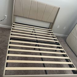 Queen Bed (Tan)