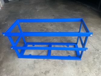 Slim water tank frame