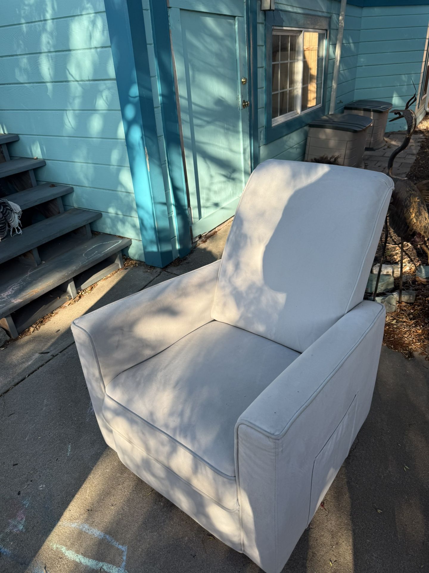 Rocking Chair And Recliner 