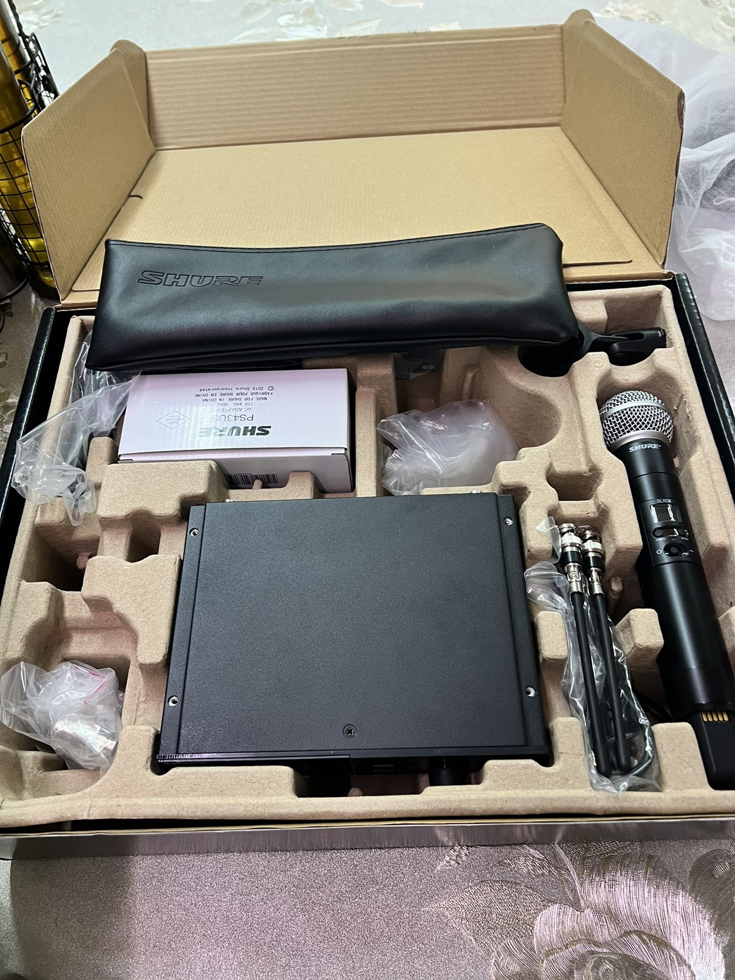 shure-wireless-sistem-receiver-slxd4-and-microphone-slxd2-sm58-brand