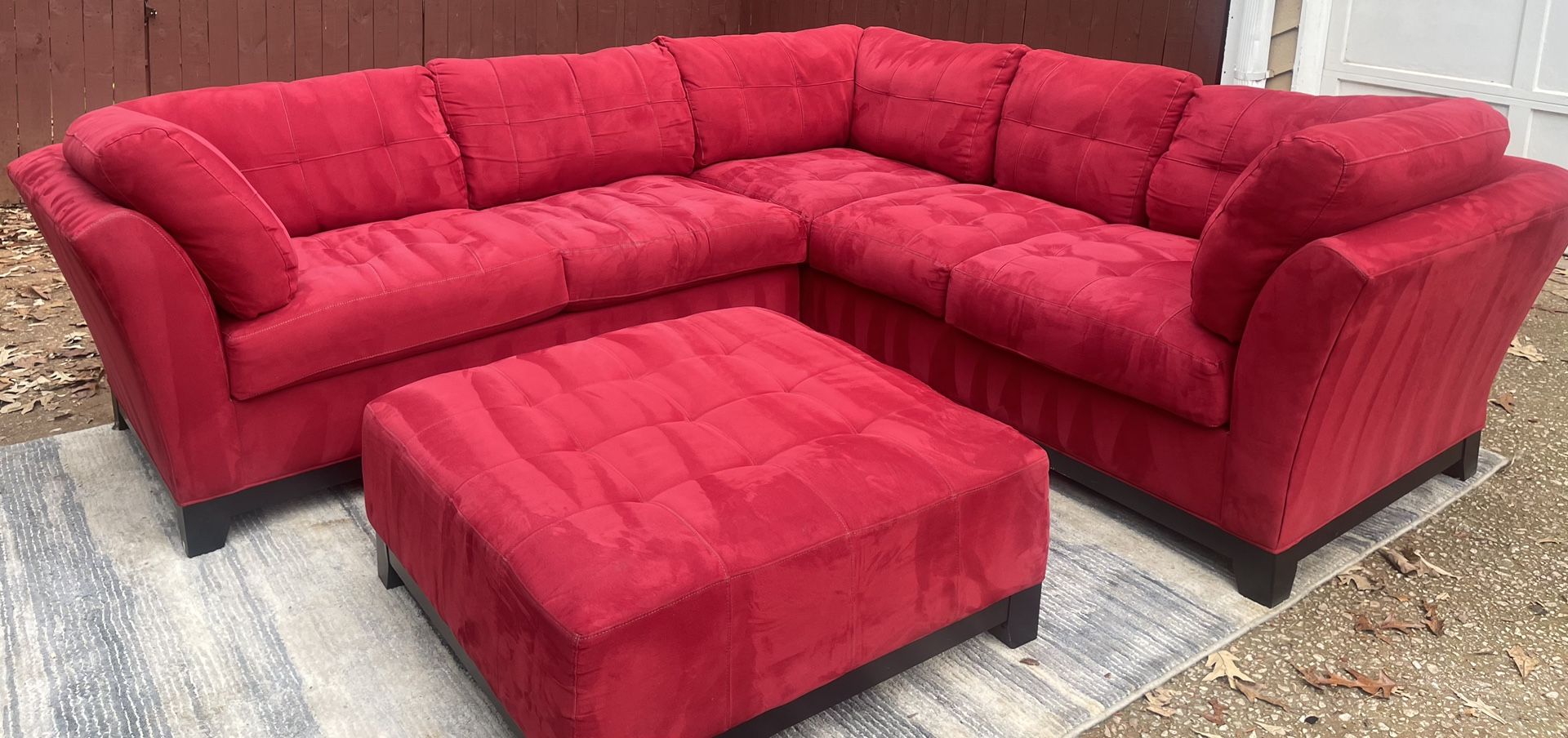 Cindy Crawford Home Red 2-Piece Sectional And Ottoman