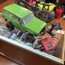 REDCAT GEN8 V2 RTR RC ROCK CRAWLER - 1:10 INTERNATIONAL HARVESTER SCOUT II