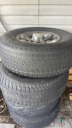 Tires 265/70R15