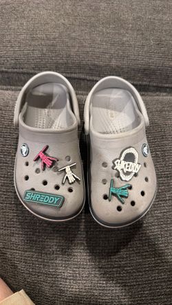 Boys crocs