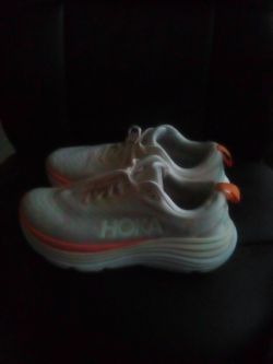 New 9.5 size men and women Hoka Shoes