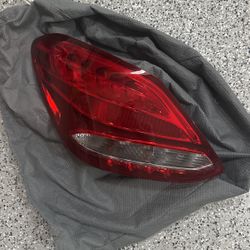 Oem Left Mercedes C Class Taillight Part Number A(contact info removed)