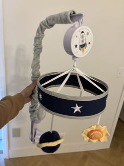 Lambs & Ivy Crib Mobile