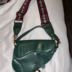 Saddle Purse 