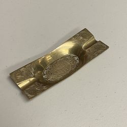 Vintage India Engraved Flowers brass Ashtray.