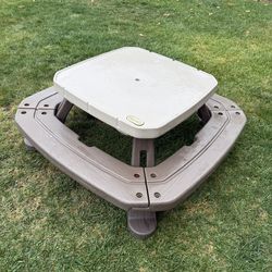 Little tikes picnic table