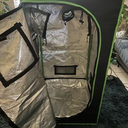 2x2x4 Grow Tent 