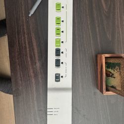 Power Strip Tricklestar