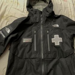 Supreme TNF rescue mountain reflective pro jacket