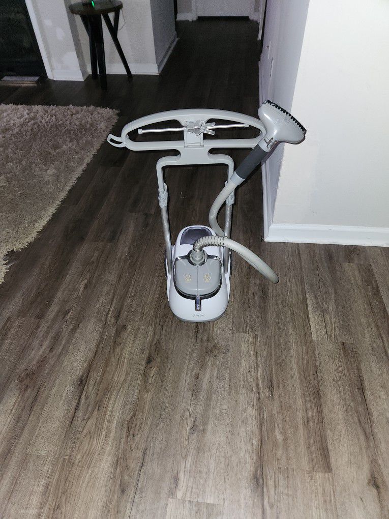 Clothes Steamer Used Once