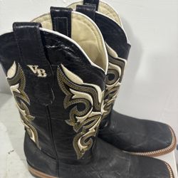 Cowboy Boots 9.5