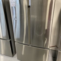 Insignia Stainless Steel 26.6 Cu. Ft. French Door Refrigerator 