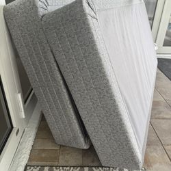 King size Baseboard 