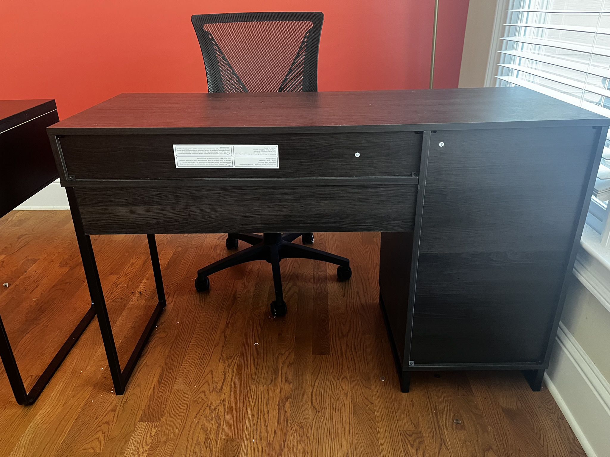 Extended Desk With Chair 