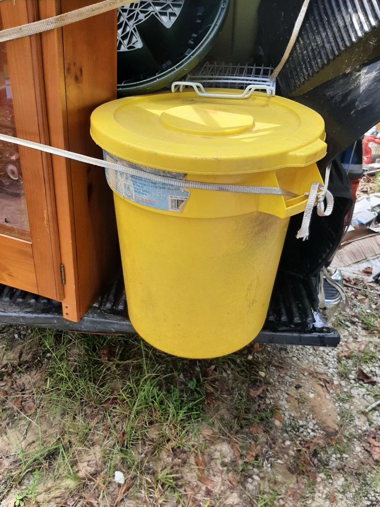 20 Gallon Bucket 