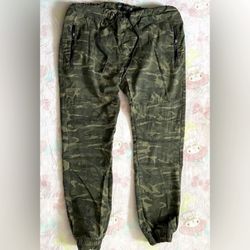 Free Planet Mens Camouflage Joggers (L) 