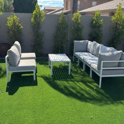 7 Piece Sectional Seating Group
