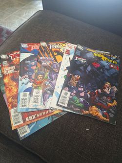 TEEN TITANS 6 BOOKS 