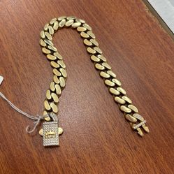 Cuban Link Gold Bracelet 