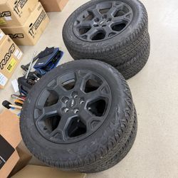 OEM Toyota RAV4 Off-road Wheels And Tires 2021