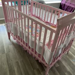 Baby Crib With Mattress 