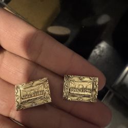 10k Gold Last Supper Earrings 