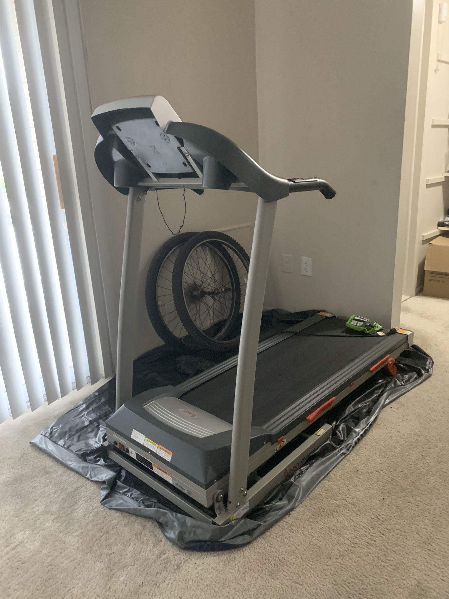 Treadmill 