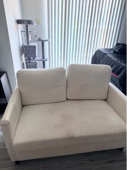 Love seat