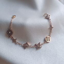 Fashion Charm Bracelet 