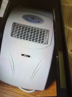 Portable air conditioners a f 7 wall u it’s