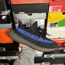 Adidas Yeezy 350 Dazzling Blue size 10.5 VNDS