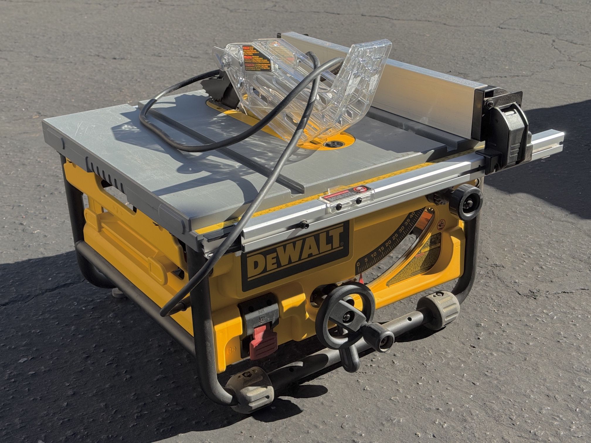 DeWalt DW745 Table Saw - $200 (Los Osos)