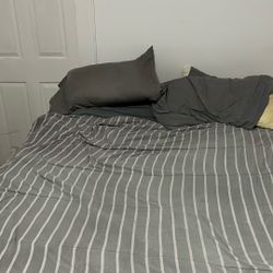 King size Bed 