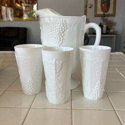 White Pitcher And 3 Cups 