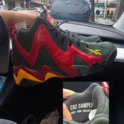  Reebok Kamikaze 2 Mid Seattle Alternate Green Red Size 9 Sneakers Sample 