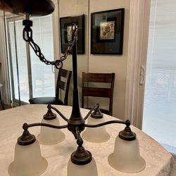 Lampara / Lamp: Style Selections Roseall 5-Light Oil-Rubbed Bronze Traditional Led; Dry rated Chandelier