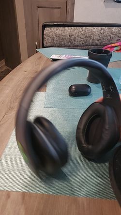 Bluetooth headphones