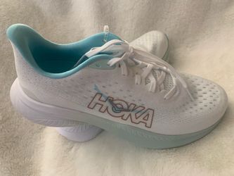 New women shoes Hoka size #9 /Tenis Nuevos de mujer size #9